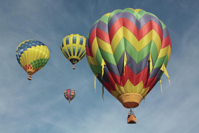 25th Annual Sonoma County Hot Air Balloon Classic: Sean Freese, https://goo.gl/ET1nEi, licensed under CC BY 2.0